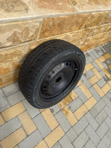 Запаска на Форд или Короллу