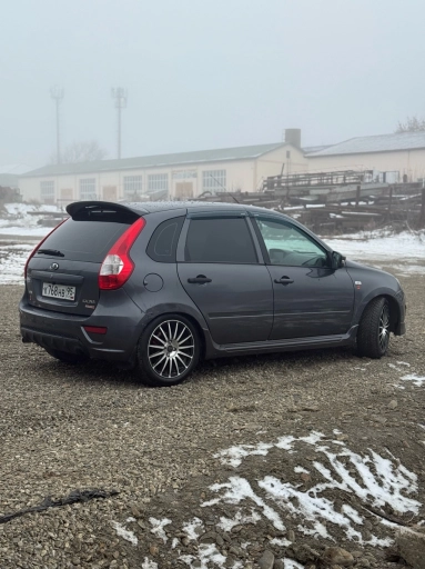 ВАЗ Kalina, 14, 263000км