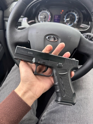 Глок Фантом