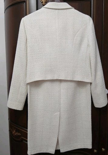 Женский твидовый костюм (пиджак с юбкой), 44-46