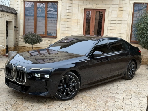 BMW 7 серии, 2022, 29500км