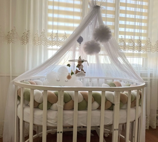 Детская кроватка, все в комплекте