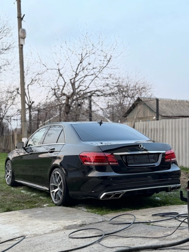 Mercedes-Benz E-Класс, 2013, 200000км