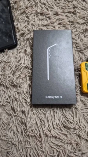 Samsung Galaxy S25 FE 512 ГБ черный