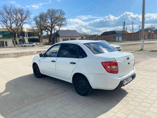 LADA Granta, 2016, 220000км