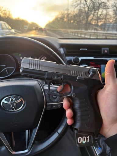 Гранд-павер шумовой пистолет