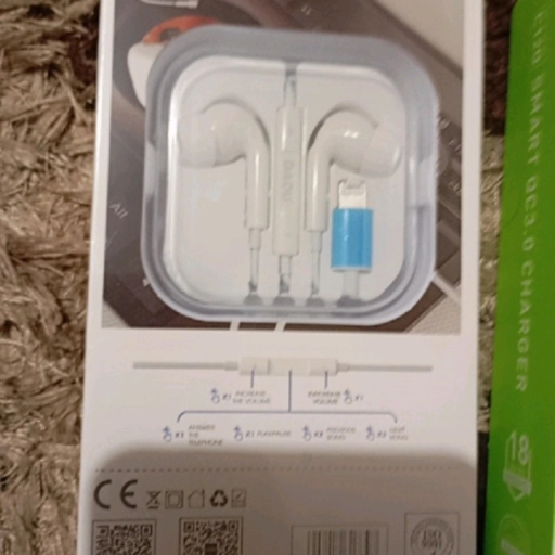 Наушники проводные