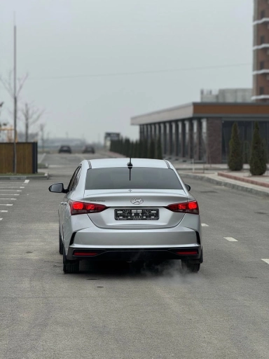 Hyundai Solaris, 2021, 120000км