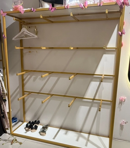 Рейл для одежды