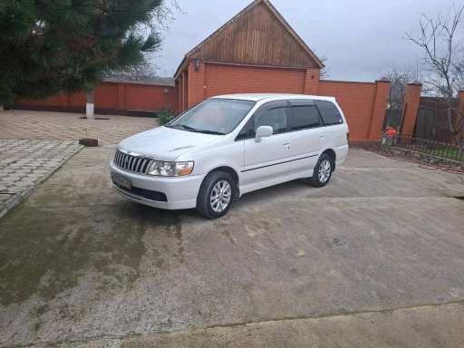 Nissan Bassara, 1999, 238000км