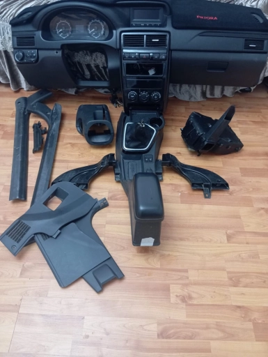 Панель приора 2