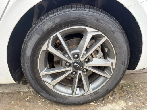 Шины диски Киа Церато 22 г