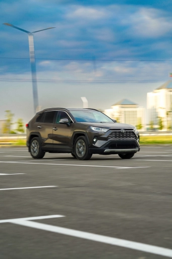 Toyota RAV4, 2020, 170000км