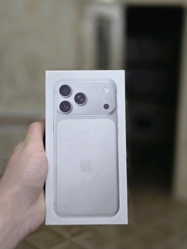 IPHONE 17 PRO MAX ⬜️  (Android)