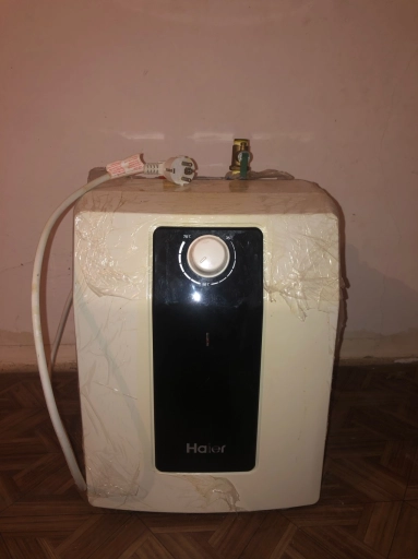 Бойлер Haier 15л под мойку (в шкаф).