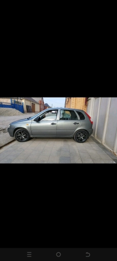 ВАЗ Kalina, 10, 300000км