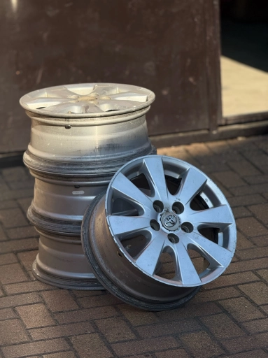 Диски на Камри 40-45 R16
