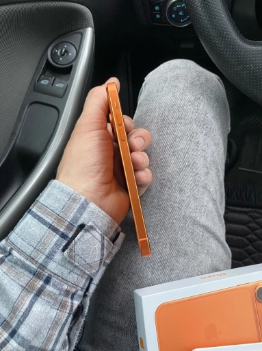 Айфон 17про 256гб корпусе XR