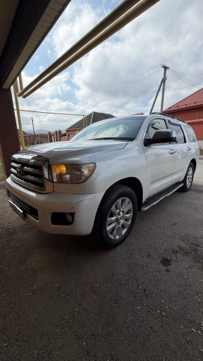 Toyota Sequoia, 2010, 260000км