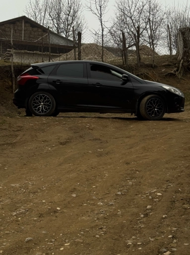 Ford Focus, 2015, 334000км