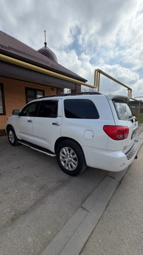 Toyota Sequoia, 2010, 260000км