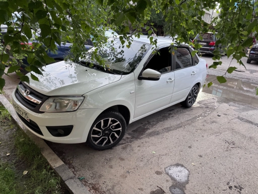 ВАЗ Granta, 2015, 157000км