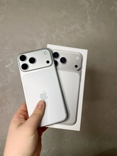 Айфон 17 про макс