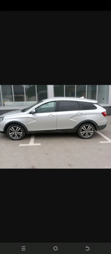 ВАЗ Vesta, 2020, 122000км