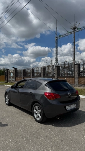 Opel Astra, 2012, 235000км