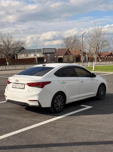 Hyundai Solaris, 18, 202000км