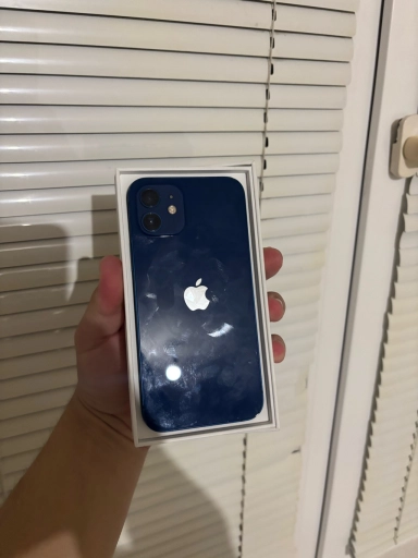 IPhone 12