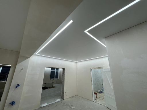 Натяжные потолки