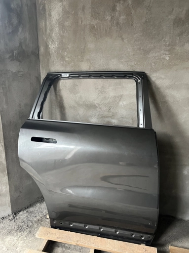 Оригинал задняя правая дверь Lixiang L9 Li9 Ли9