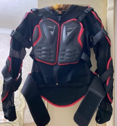 Наколенники и моточерепаха размер L