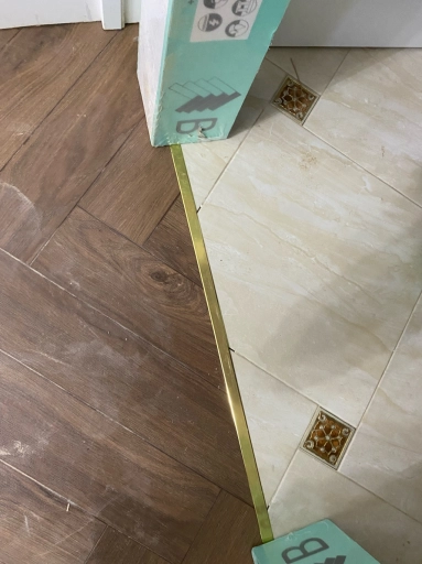 Укладка Ламината