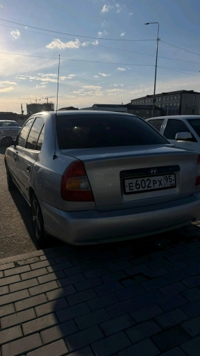 Hyundai Accent, 274 000км
