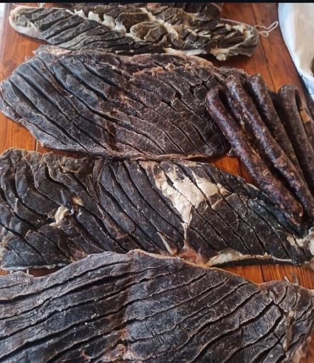 Сушёное мясо с гор