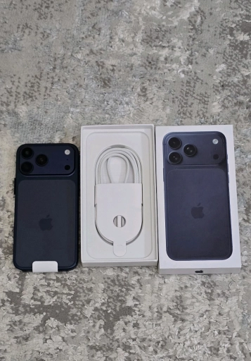 IPHONE 17 PRO MAX ( android )