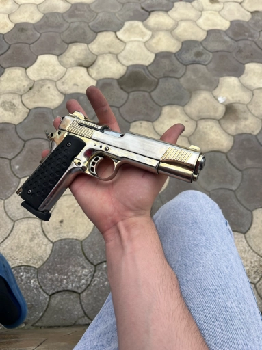 Шумовой Кольт