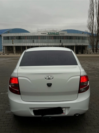 ВАЗ Granta, 2015, 999км