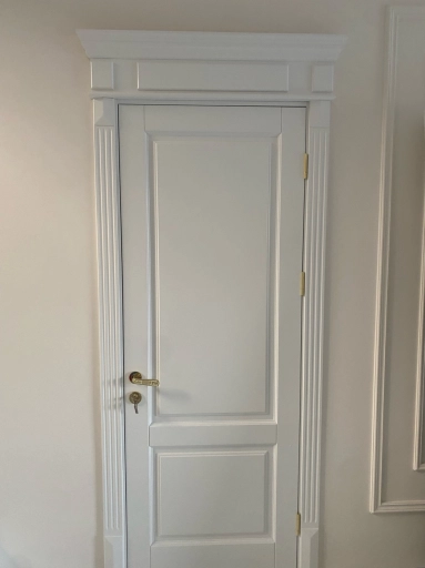 Реставрация дверей и мебели