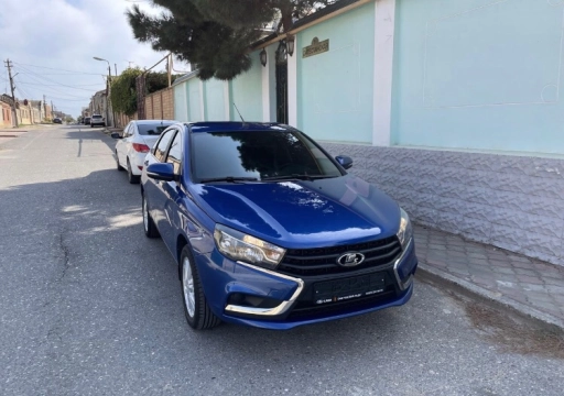 ВАЗ Vesta, 2021, 68000км