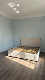 Кровать двухспальная с подъемным механизмом