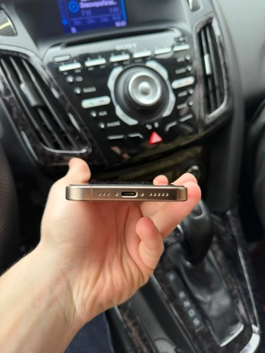 IPhone 16 pro 128 gb