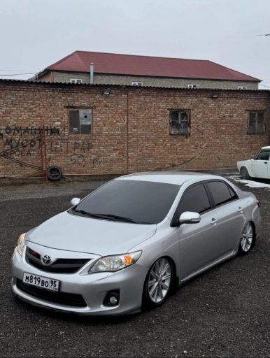 Toyota Corolla, 2010, 290000км