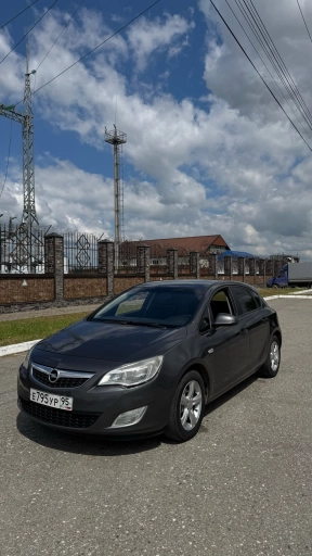 Opel Astra, 2012, 235000км