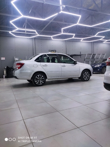 ВАЗ Granta, 2023, 52000км