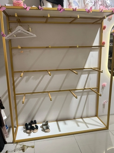 Рейл для одежды