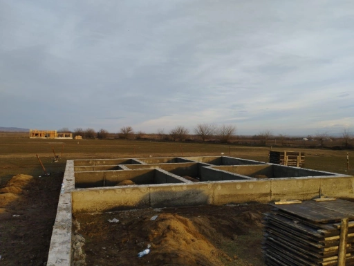 Фундамент заливаем