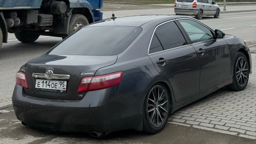 Toyota Camry, 2009, 300000км